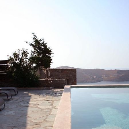Aigaion House Hotel Otzias ภายนอก รูปภาพ