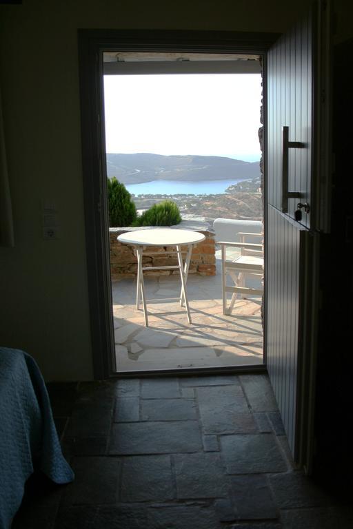 Aigaion House Hotel Otzias ภายนอก รูปภาพ