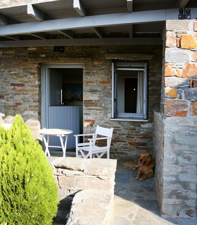 Aigaion House Hotel Otzias ภายนอก รูปภาพ