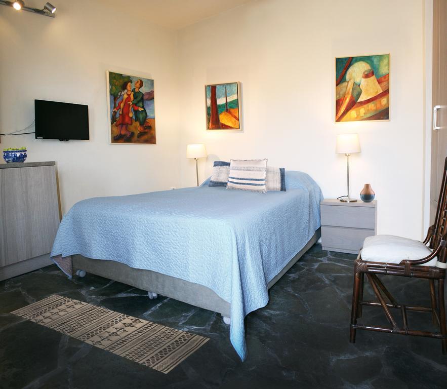 Aigaion House Hotel Otzias ภายนอก รูปภาพ