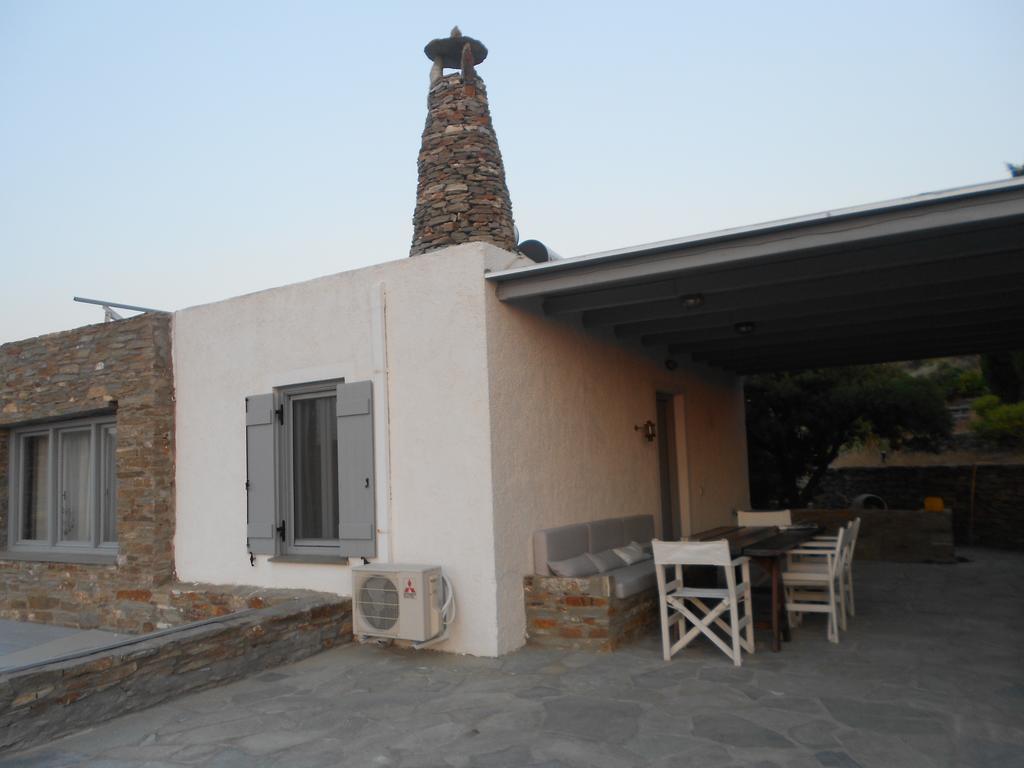 Aigaion House Hotel Otzias ภายนอก รูปภาพ