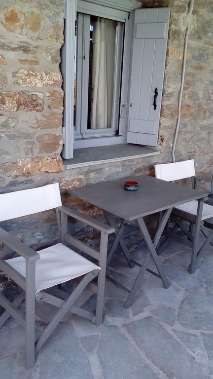 Aigaion House Hotel Otzias ภายนอก รูปภาพ