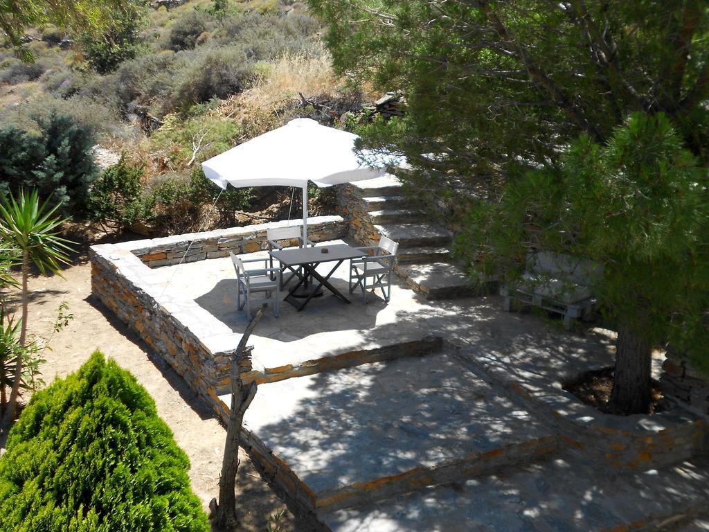 Aigaion House Hotel Otzias ภายนอก รูปภาพ