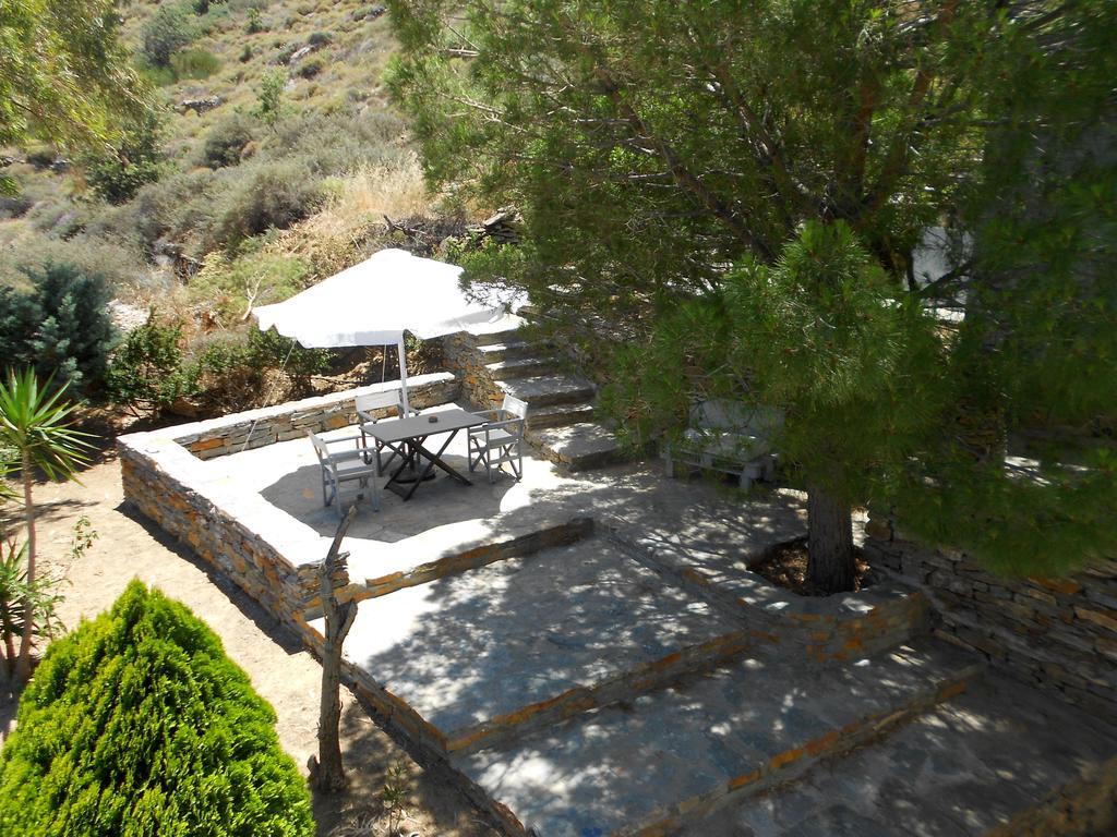 Aigaion House Hotel Otzias ภายนอก รูปภาพ