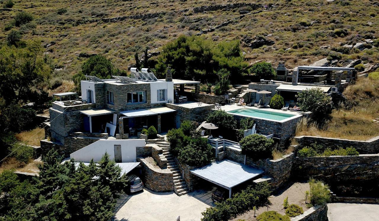 Aigaion House Hotel Otzias ภายนอก รูปภาพ